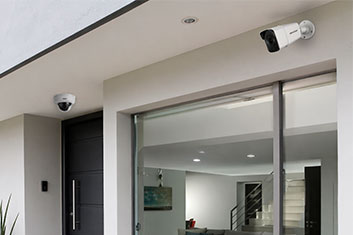 Casa moderna con 2–4 cámaras