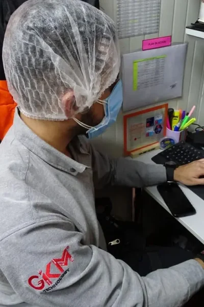 GKM TECHNOLOGY DIAGNOSTICANDO